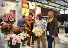 Rosa with Andrew Wambua of Molo River Roses, and Inger Kristine. The rose Andrew is holding is bred by Rosa, grown by Molo River Roses and named after Inger Kristine. 